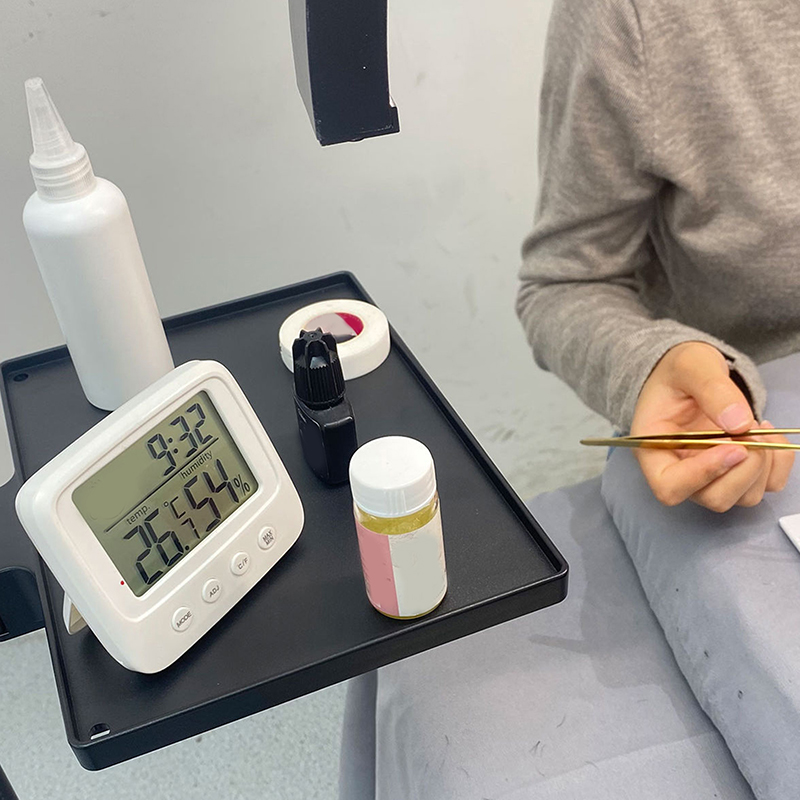 【M】1個入り調整可能なまつげトレイホルダー、リングライト用 - Individual Lash Tray のレビューと価格